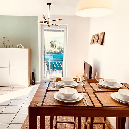 Апартаменты Gemuetliches Mit Fernblick Kamin Balkon
